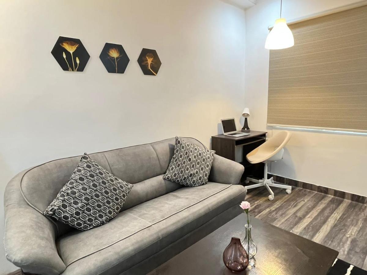Bedchambers Serviced Apartments, Haiderabad Buitenkant foto